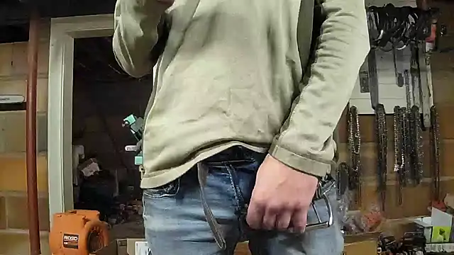 Bigoleslong98765 online show from November 2025 03:45:02 PM