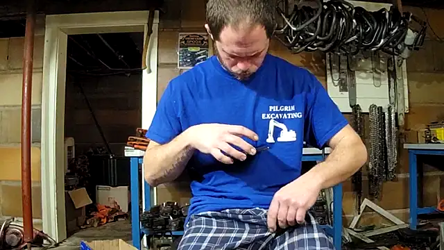 Bigoleslong98765 online show from February 2026 01:44:01 PM