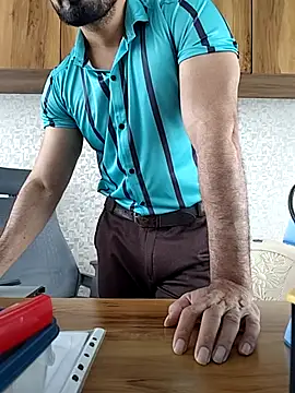 indianguy89 online show from February 2026 08:25:02 AM