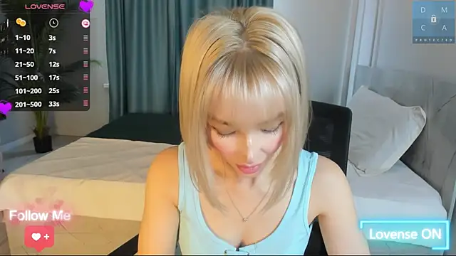 Snapshot of AmiiWong chatting on March 2025 02:32:01 AM AmiiWong online show from March 2025 02:32:01 AM