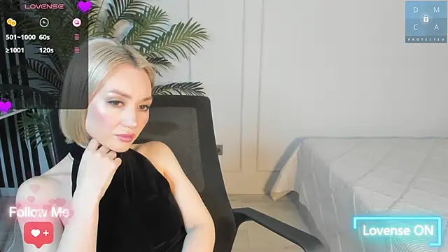 Snapshot of AmiiWong chatting on February 2025 02:53:01 AM AmiiWong online show from February 2025 02:53:01 AM