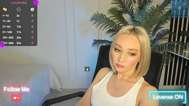 Snapshot of AmiiWong chatting on February 2025 03:00:02 AM AmiiWong online show from February 2025 03:00:02 AM