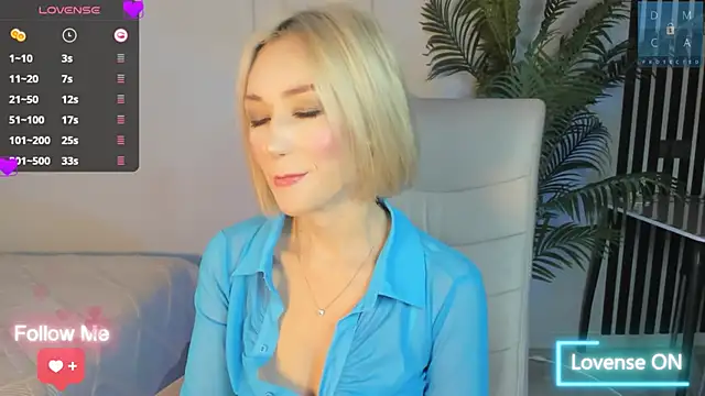 Snapshot of AmiiWong chatting on January 2025 03:23:02 AM AmiiWong online show from January 2025 03:23:02 AM