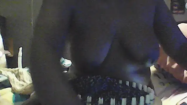 Snapshot of EbonyFetishQueen chatting on June 2026 01:05:02 PM EbonyFetishQueen online show from June 2026 01:05:02 PM