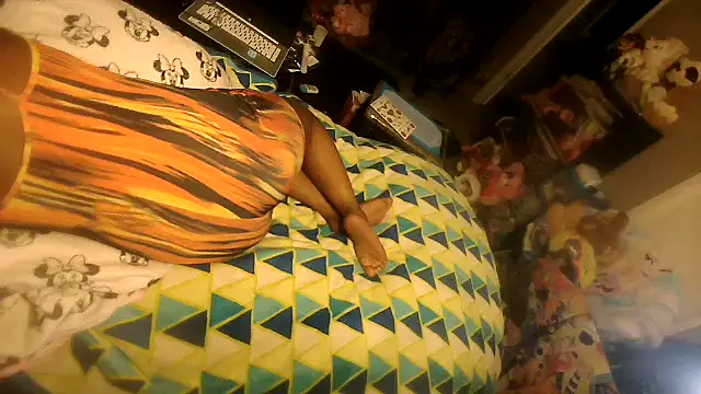 Snapshot of EbonyFetishQueen chatting on May 2026 01:46:01 AM EbonyFetishQueen online show from May 2026 01:46:01 AM
