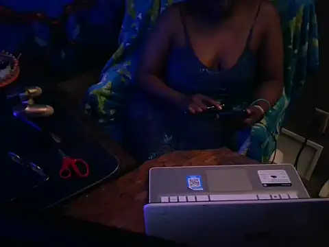 EbonyFetishQueen online show from January 2026 12:44:02 PM