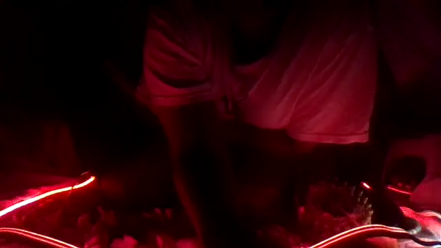 EbonyFetishQueen online show from November 2025 03:40:02 AM