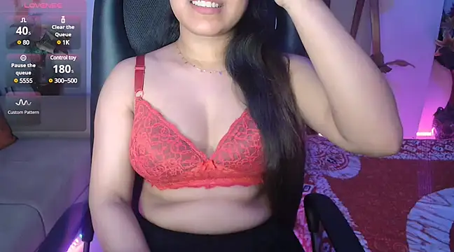 Most-Beautiful-Queen online show from March 2025 07:22:02 PM
