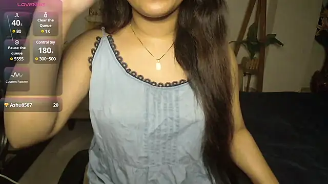 Most-Beautiful-Queen online show from February 2025 02:57:01 PM