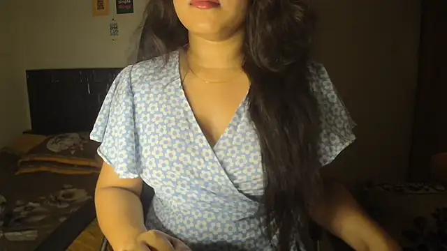 Most-Beautiful-Queen online show from February 2026 04:37:01 PM