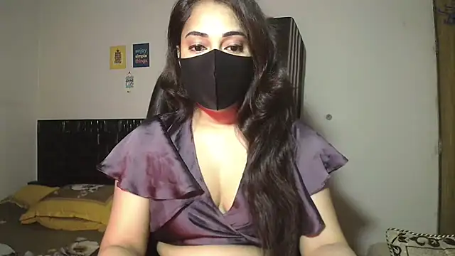 Most-Beautiful-Queen online show from February 2026 06:58:01 PM