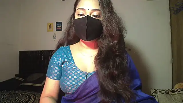 Most-Beautiful-Queen online show from April 2026 07:51:01 PM