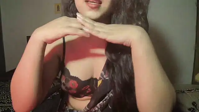 Most-Beautiful-Queen online show from May 2026 06:11:02 PM