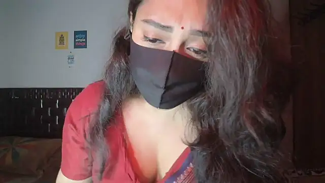 Most-Beautiful-Queen online show from November 2025 07:30:01 PM