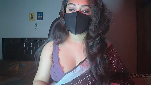 Most-Beautiful-Queen online show from December 2025 07:15:01 PM