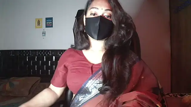 Most-Beautiful-Queen online show from December 2025 07:04:02 PM