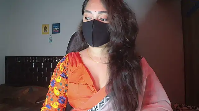 Most-Beautiful-Queen online show from December 2025 07:19:01 PM