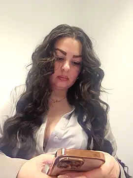 Britishbella online show from February 2026 03:08:01 PM