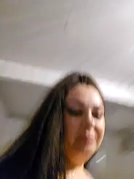 Snapshot of Britishbella chatting on December 2024 12:57:01 AM Britishbella online show from December 2024 12:57:01 AM