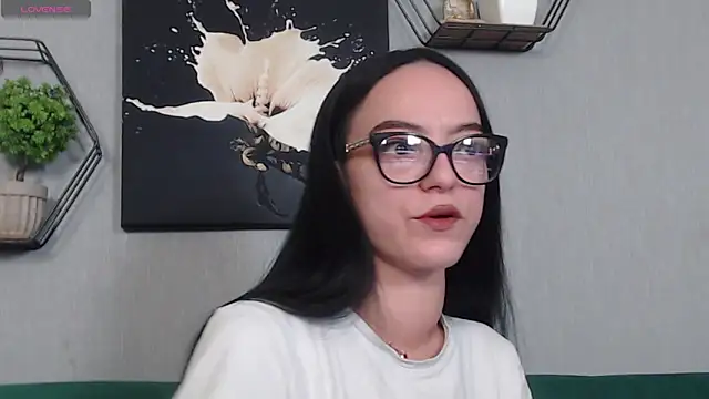 IzabelllNoir online show from April 2026 05:03:01 AM