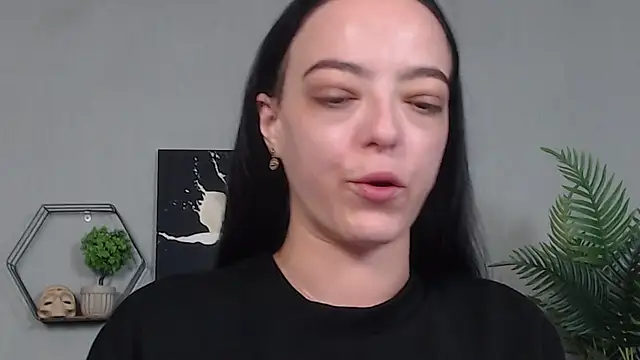 Snapshot of IzabelllNoir chatting on May 2026 09:12:01 AM IzabelllNoir online show from May 2026 09:12:01 AM
