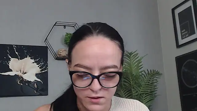 IzabelllNoir online show from January 2026 09:01:02 AM