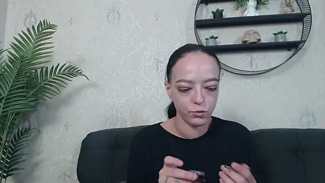 IzabelllNoir online show from November 2025 07:51:02 AM