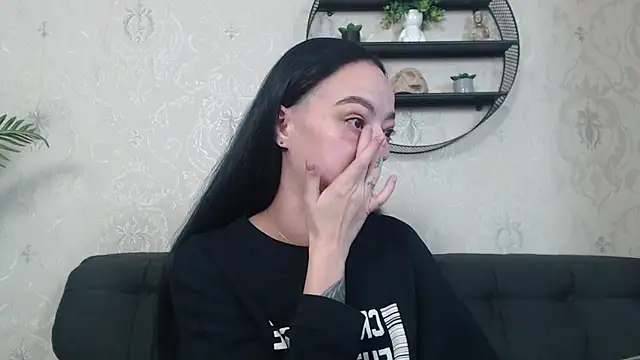 IzabelllNoir online show from November 2025 08:48:02 AM