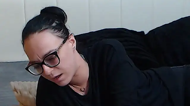 IzabelllNoir online show from March 2025 09:33:02 AM