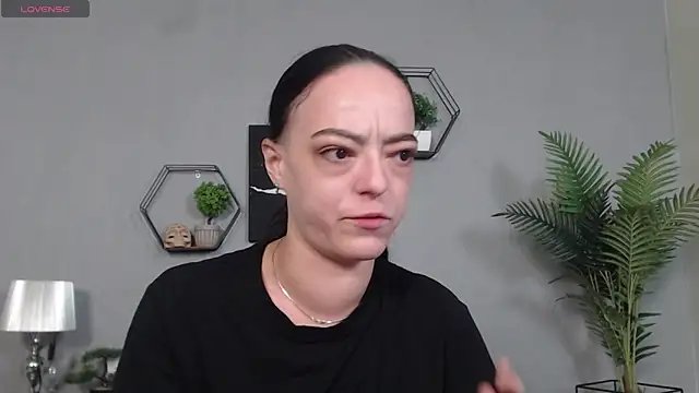 IzabelllNoir online show from March 2026 08:35:02 AM