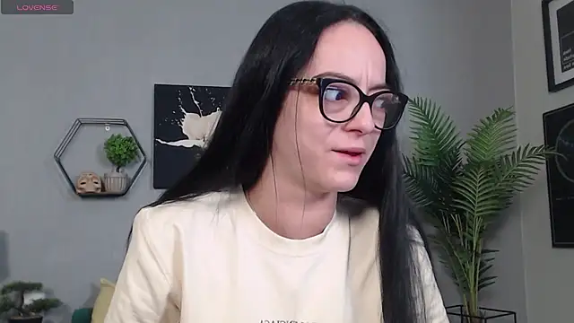 IzabelllNoir online show from March 2026 08:01:01 AM