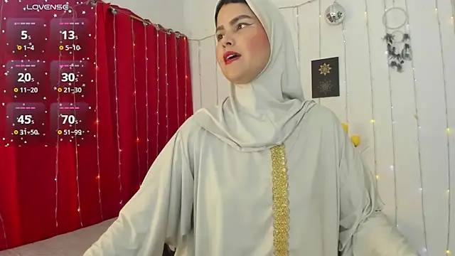 AishaAmin  online show from February 2026 12:45:01 PM