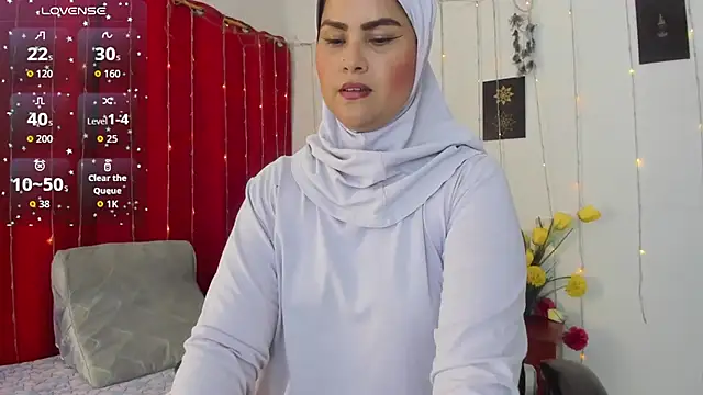 AishaAmin  online show from May 2026 12:14:01 PM