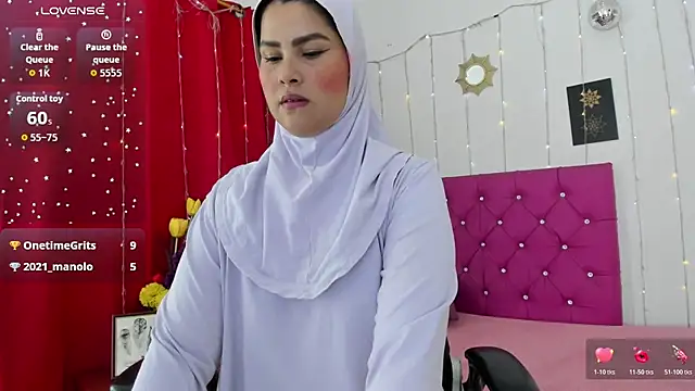 AishaAmin  online show from November 2025 12:16:01 PM