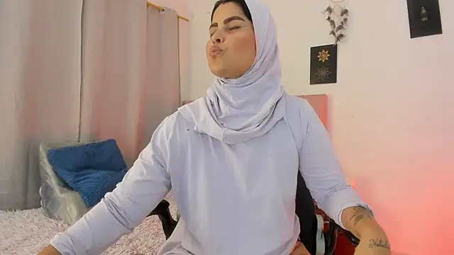 AishaAmin  online show from June 2026 12:11:02 PM