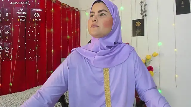 AishaAmin  online show from May 2026 12:09:02 PM