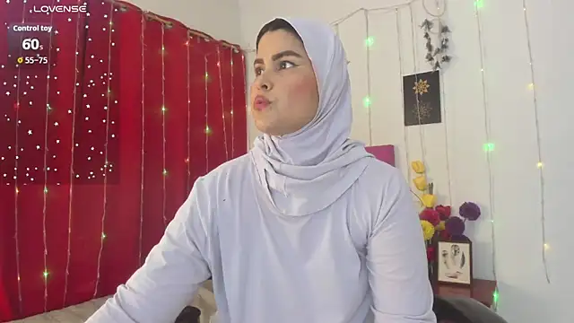 AishaAmin  online show from April 2026 12:29:01 PM