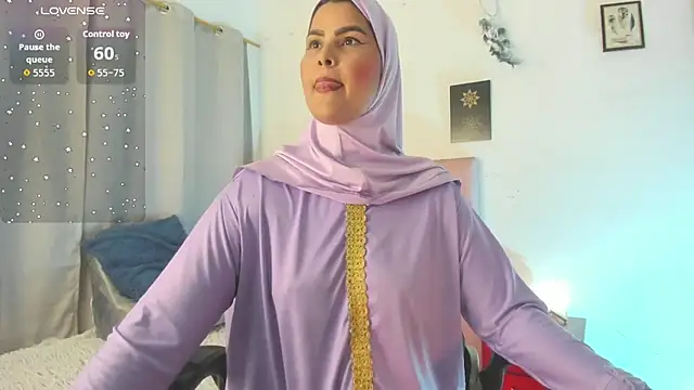 AishaAmin  online show from June 2026 12:46:01 PM