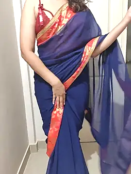 Brown Maxi online show from March 2025 05:18:01 PM