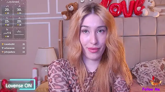 Snapshot of SerenaBennet chatting on February 2025 08:32:02 PM SerenaBennet online show from February 2025 08:32:02 PM