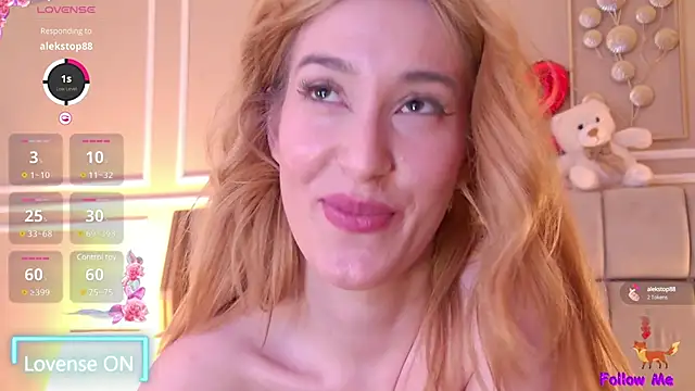 Snapshot of SerenaBennet chatting on March 2025 10:20:02 PM SerenaBennet online show from March 2025 10:20:02 PM