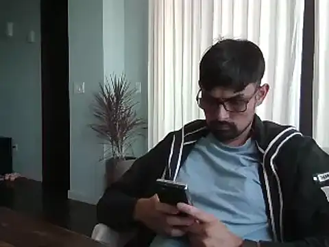 Snapshot of spence204011 chatting on January 2025 06:38:02 PM spence204011 online show from January 2025 06:38:02 PM