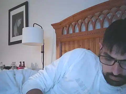 Snapshot of spence204011 chatting on October 2025 01:30:02 AM spence204011 online show from October 2025 01:30:02 AM