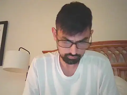 Snapshot of spence204011 chatting on October 2025 02:45:01 AM spence204011 online show from October 2025 02:45:01 AM