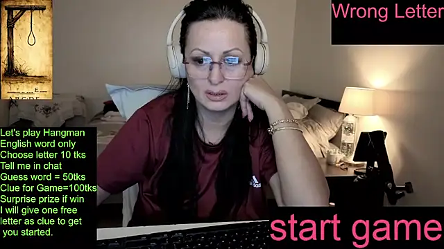 YourDreamLoverr online show from March 2026 11:49:01 PM