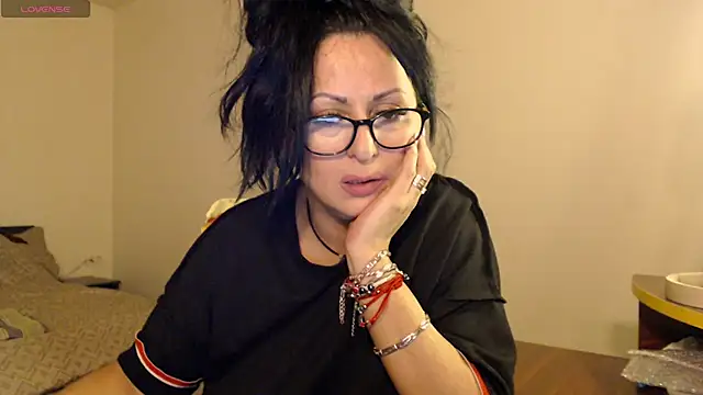 Snapshot of YourDreamLoverr chatting on March 2025 03:39:01 AM YourDreamLoverr online show from March 2025 03:39:01 AM