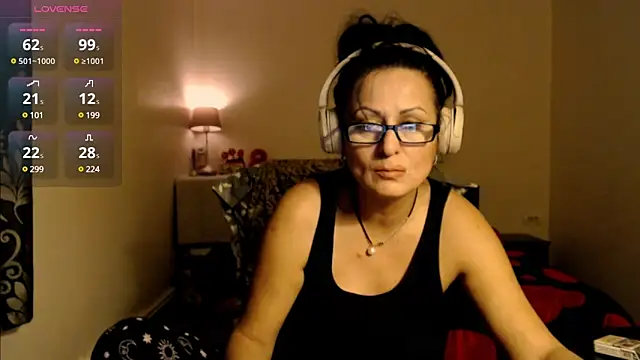Snapshot of YourDreamLoverr chatting on February 2025 12:19:02 AM YourDreamLoverr online show from February 2025 12:19:02 AM