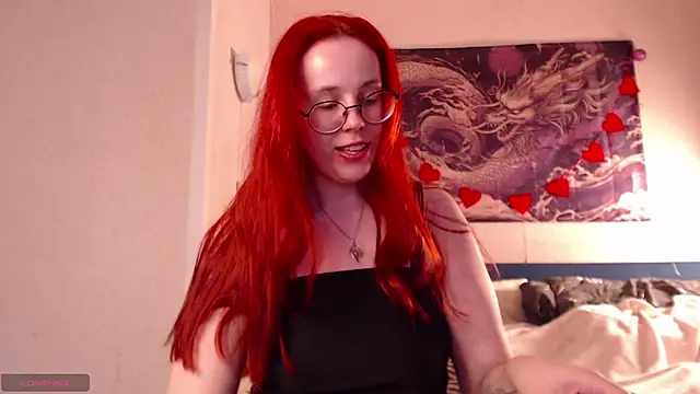 Snapshot of VanessaLincum chatting on May 2026 07:28:01 AM VanessaLincum online show from May 2026 07:28:01 AM