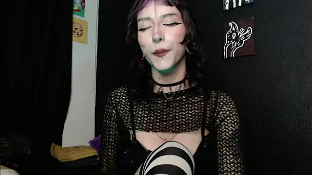 Snapshot of niakat_ chatting on January 2025 07:53:02 AM niakat  online show from January 2025 07:53:02 AM