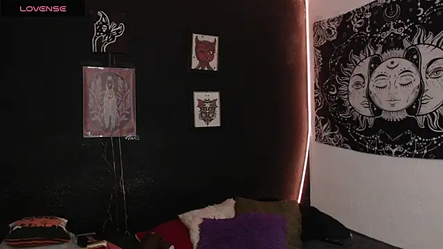 Snapshot of niakat_ chatting on September 2025 12:53:01 AM niakat  online show from September 2025 12:53:01 AM